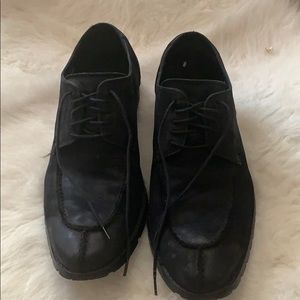 COLE HAAN AND NIKE AIR MENS SHOES